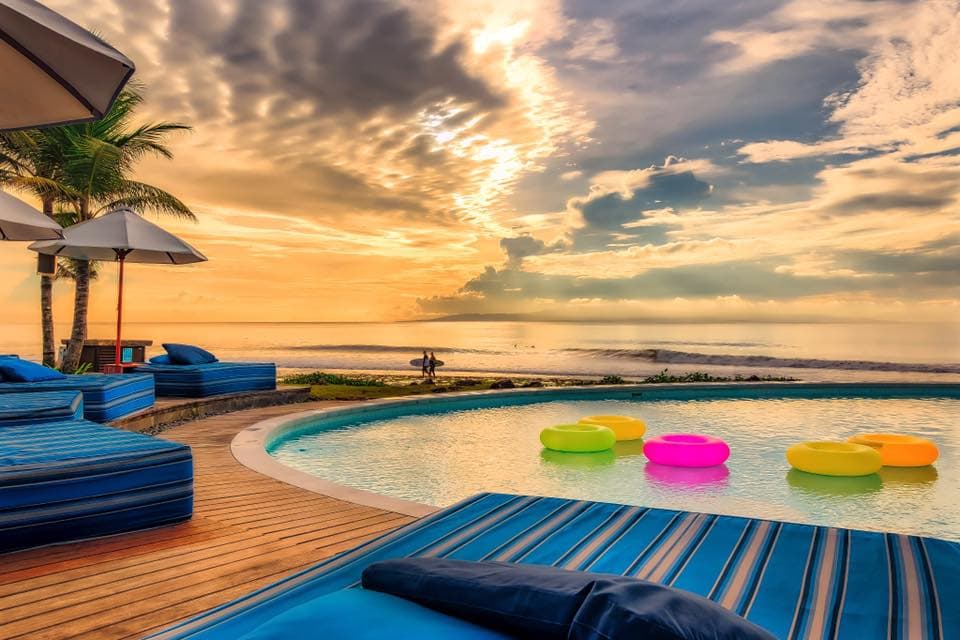 Hotel Komune Bali surf retreat resort review
