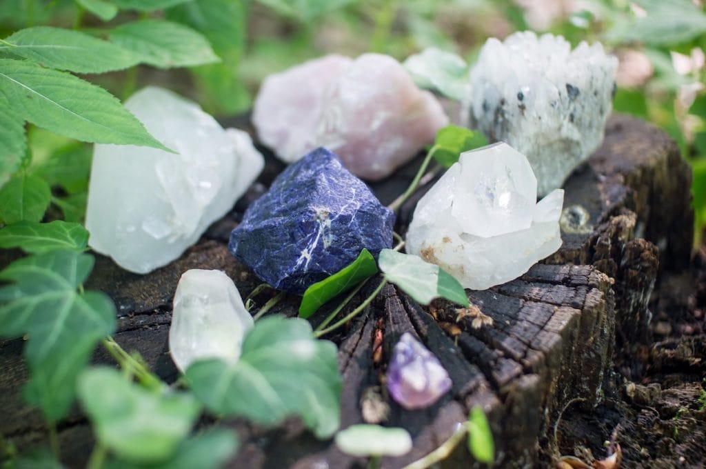 crystal healing energies holisitic health alternative therapies wellness healers healing