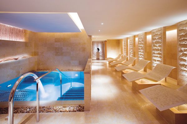 best luxury spa hong kong