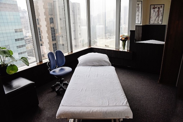 best alternative healing centres in hong kong